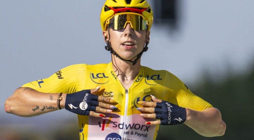 LORENA WIEBES