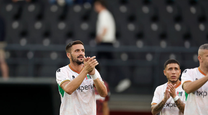 Dusan Tadic bij debuut NEC